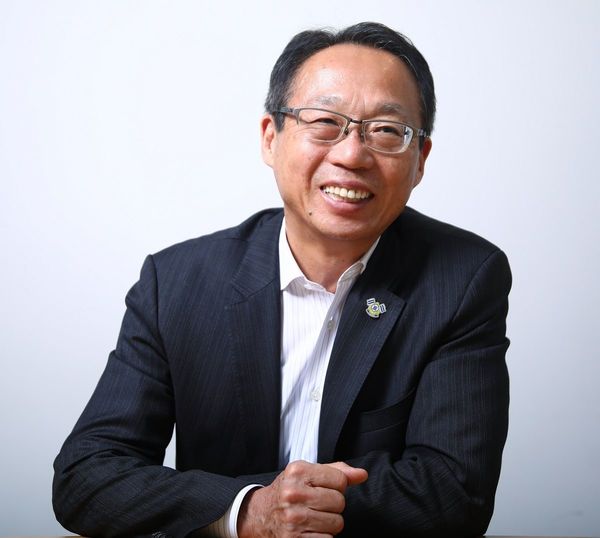 サッカーの岡田武史が「FC今治」で秘める野望 スポーツ 東洋経済オンライン 経済ニュースの新基準