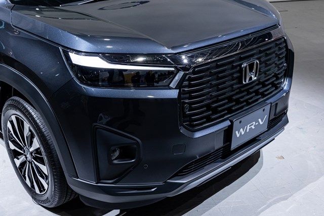 ホンダの新型SUV「WR-V」（写真：三木宏章）