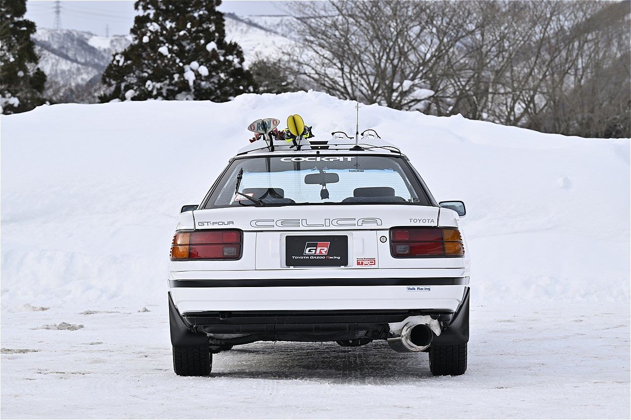 セリカ（写真：トヨタ自動車）