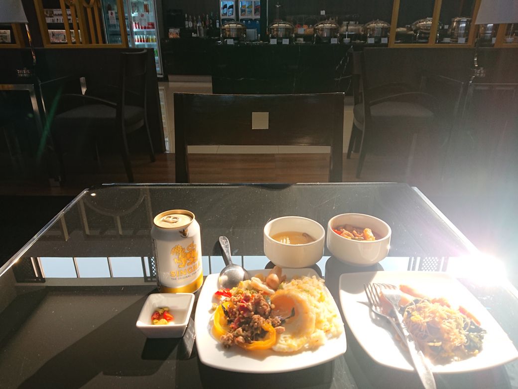 タイ料理はうまい（筆者撮影）