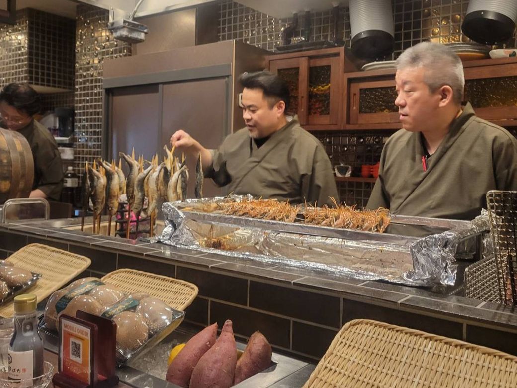 職人が目の前で焼き上げる（筆者撮影）