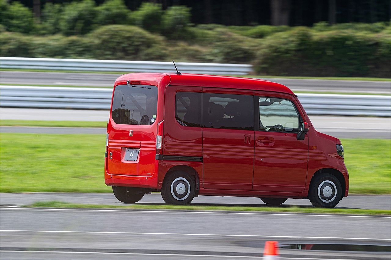 N-VAN e:試乗会の様子（写真：三木宏章）