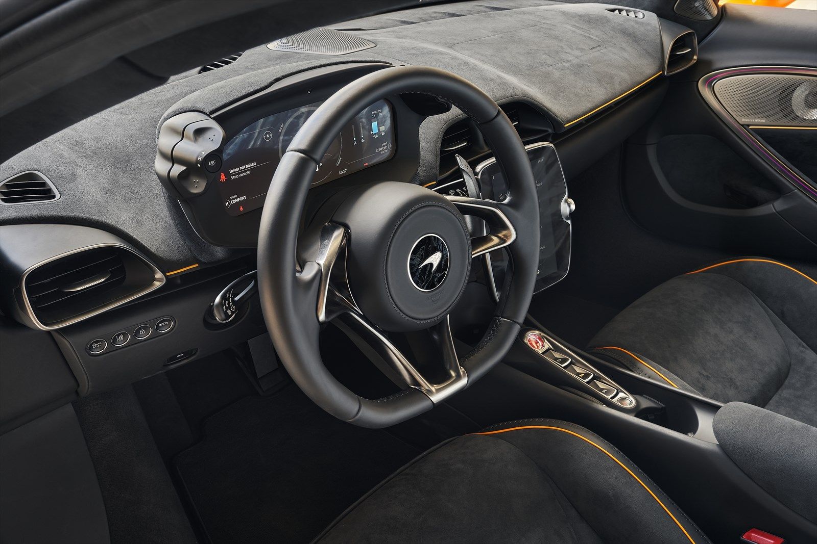 マクラーレン アルトゥーラ（写真：McLaren Automotive）