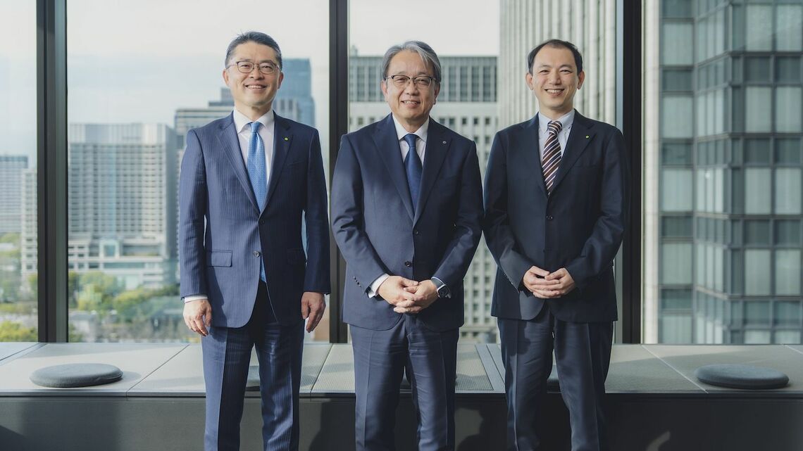 有限責任監査法人トーマツ 代表執行役 大久保 孝一 氏、NTT 代表取締役副社長 CFO 廣井 孝史 氏、デロイト トーマツ グループ CFOプログラム カントリーリーダー 近藤 泰彦 氏