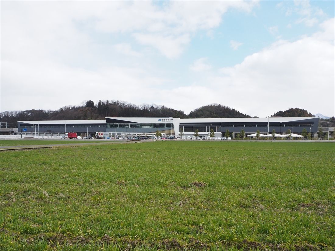 金沢―敦賀間で唯一の新幹線単独駅、越前たけふ駅（記者撮影）