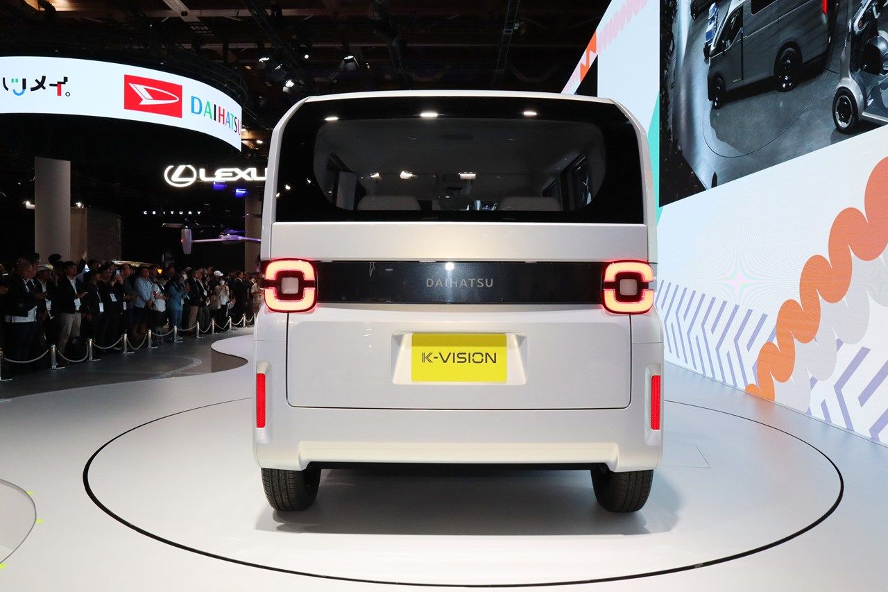 ダイハツ「K-ビジョン」（筆者撮影）