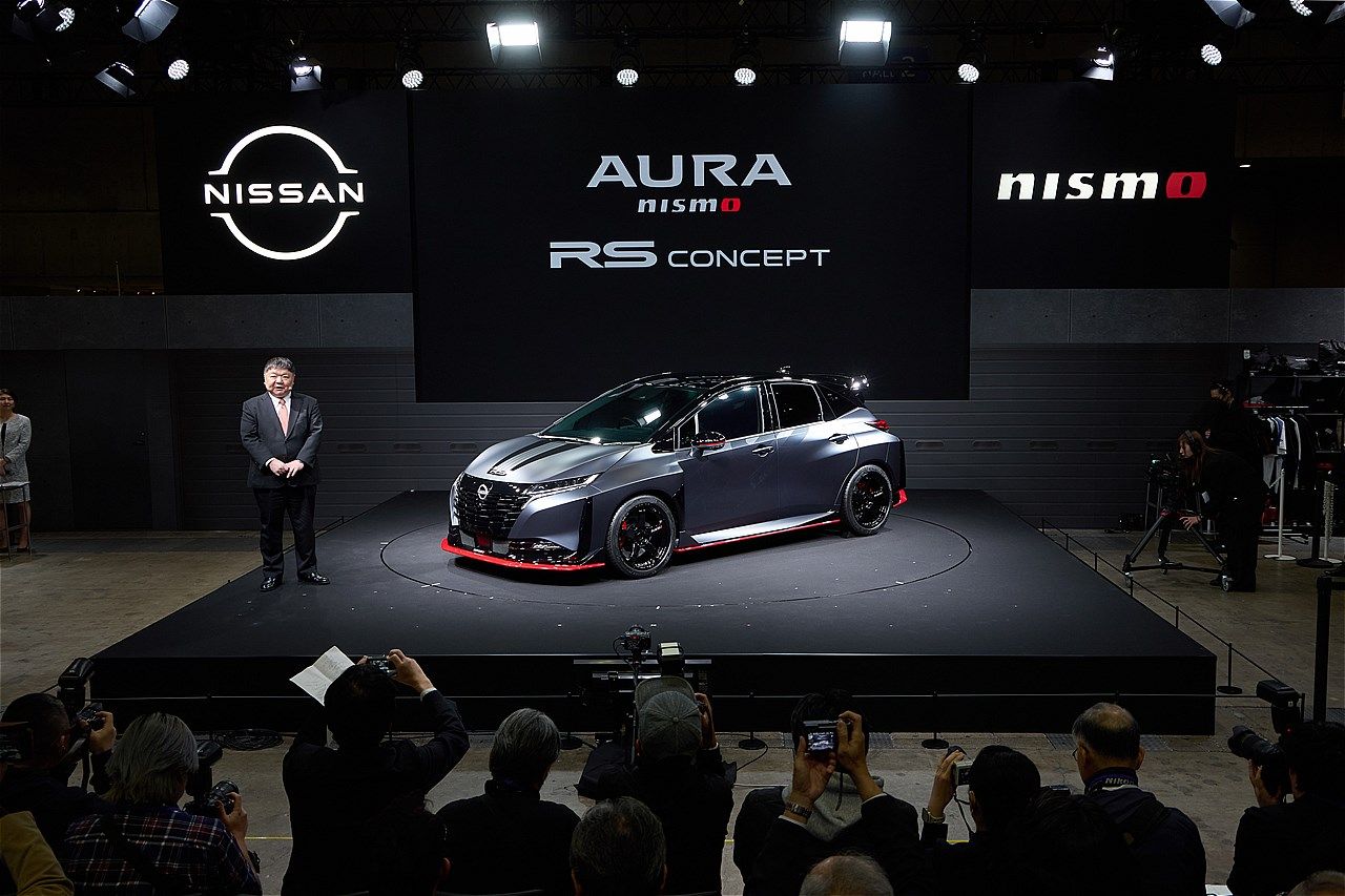 東京オートサロン2026で公開された日産「オーラNISMO RSコンセプト」（写真：日産自動車）