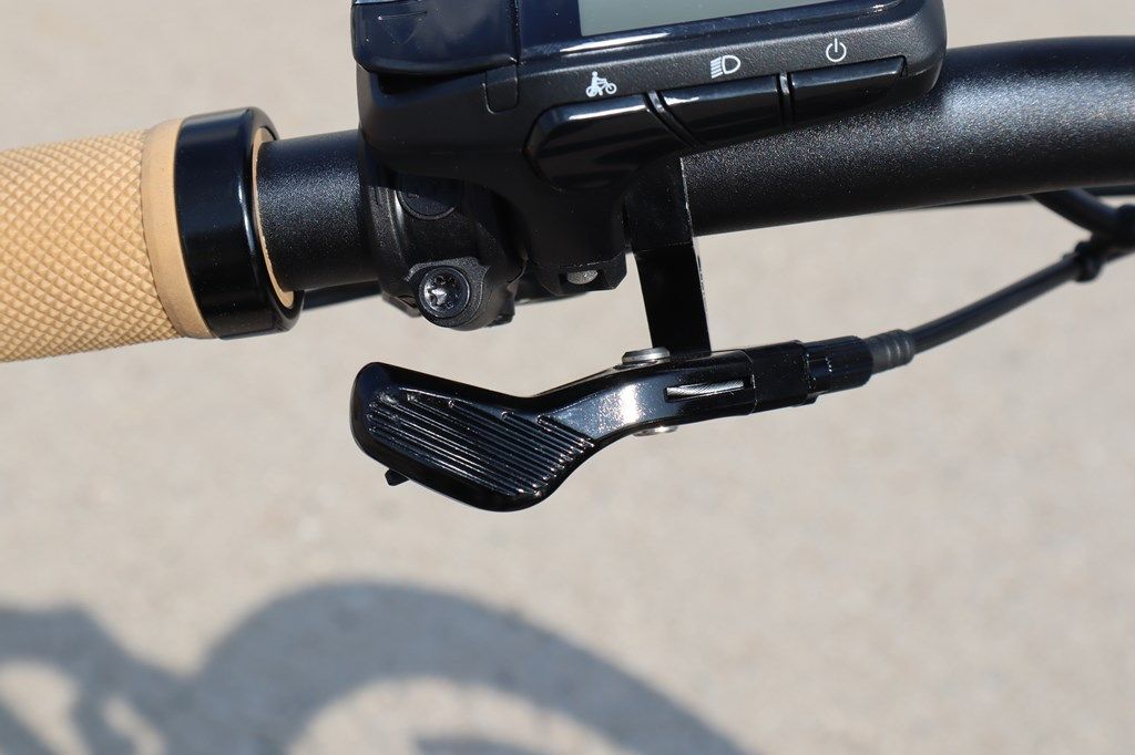 ヤマハの新型スポーツ電動アシスト自転車「クロスコアRV」（写真：筆者撮影）