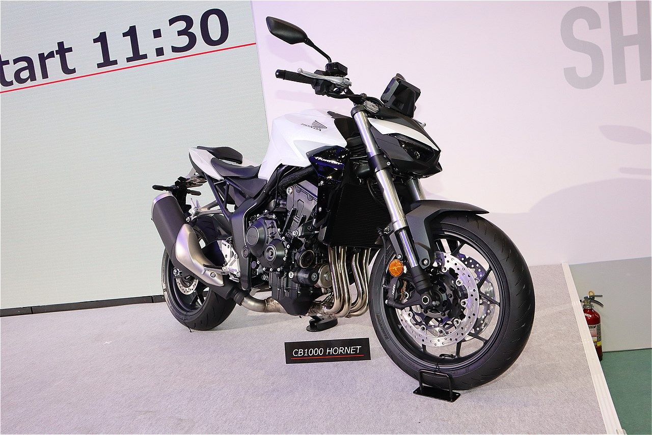東京モーターサイクルショーで展示されていたホンダの新型「CB1000ホーネット」（筆者撮影）