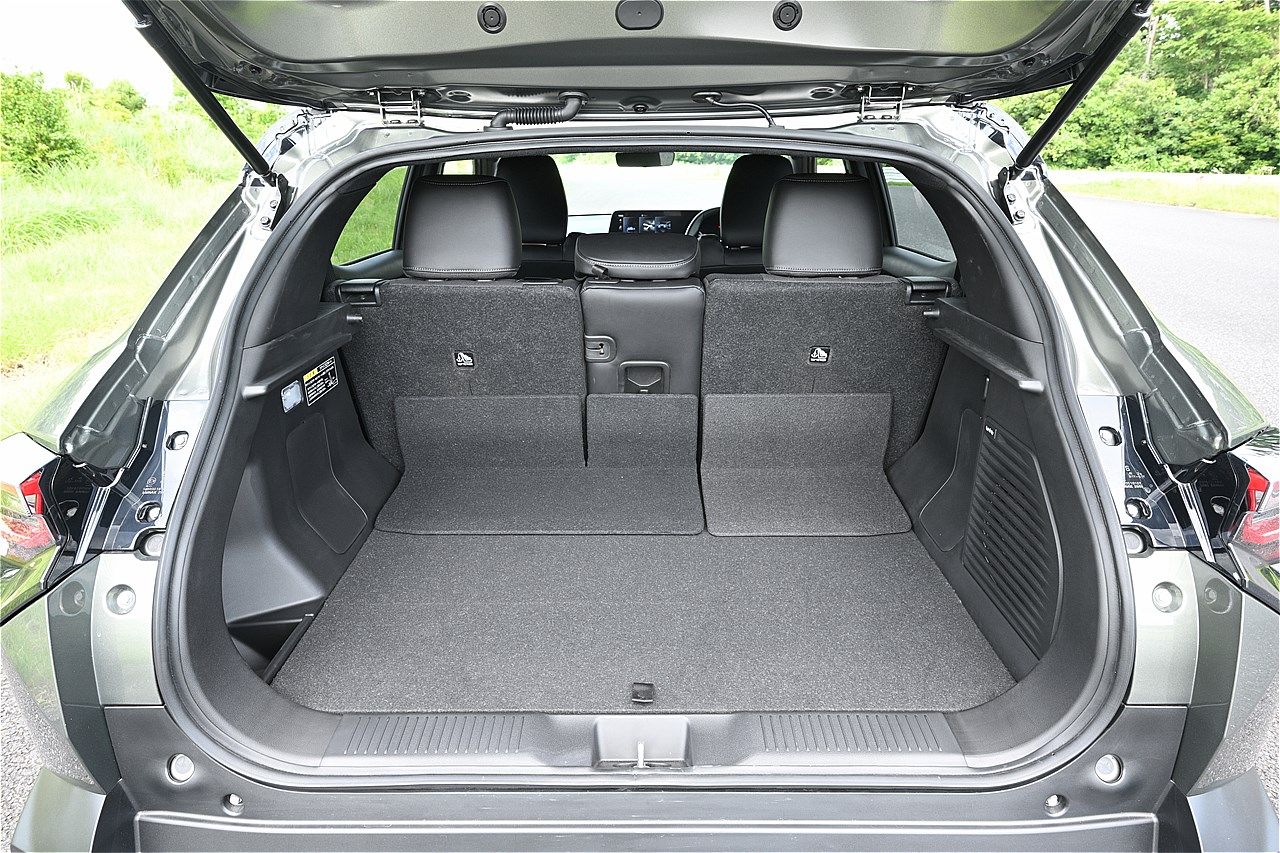 スズキの新型「eビターラ プロトタイプ」（写真：スズキ）