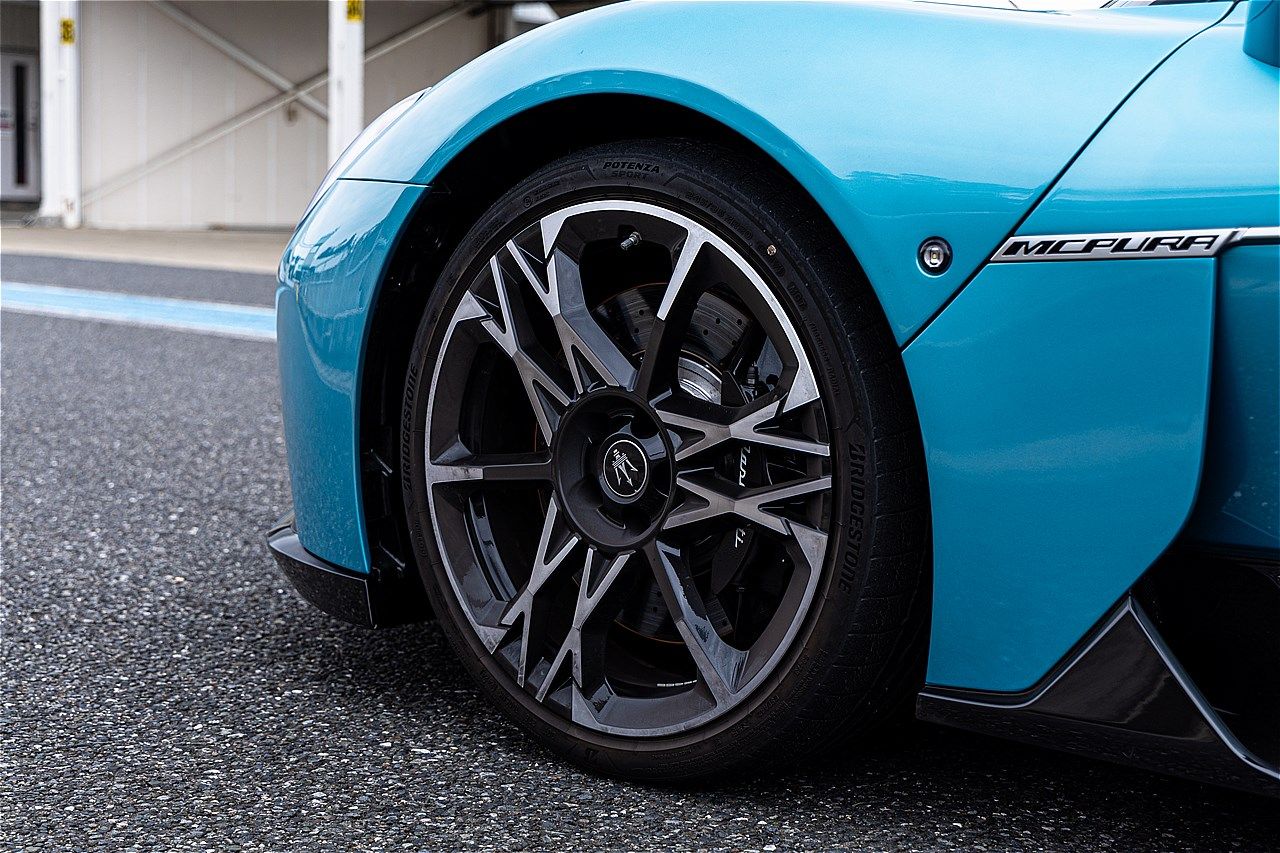 マセラティの新型「MCプーラ」（写真：三木 宏章）