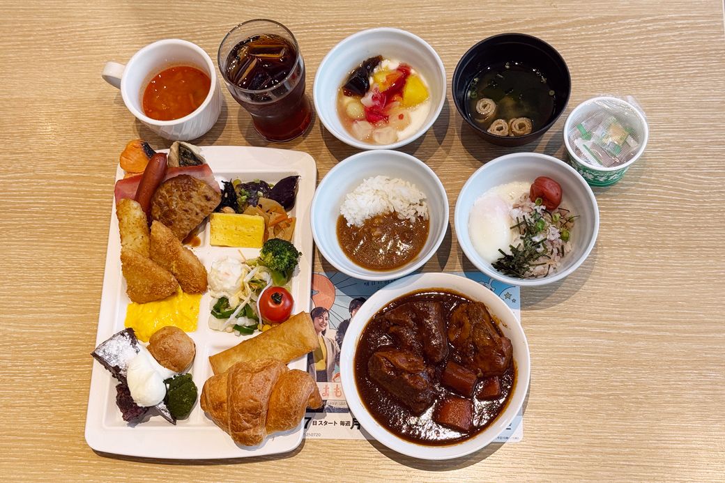 ジョナサンで3店舗のみ実施の、朝食バイキング(筆者撮影)