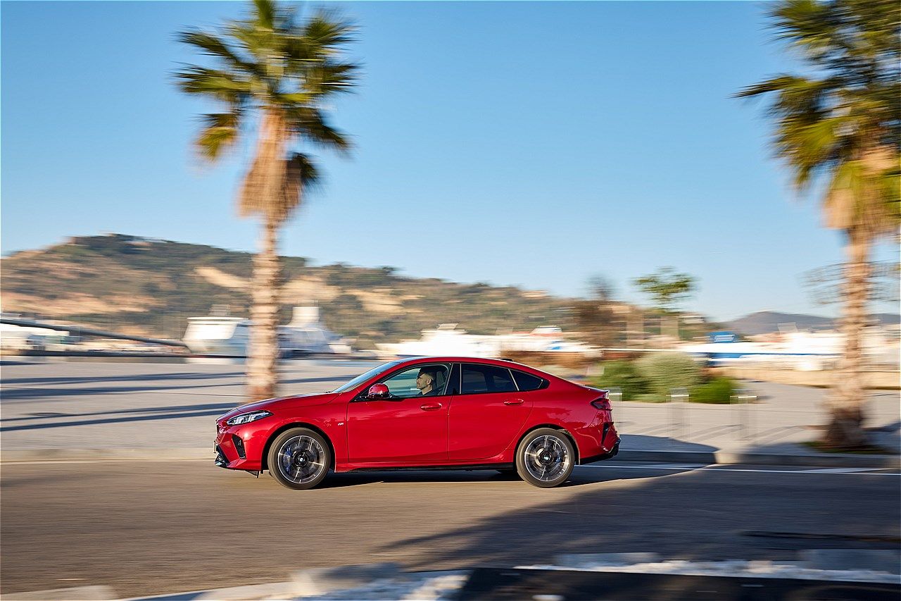 BMWの新型「2シリーズ グランクーペ」（写真：BMW）
