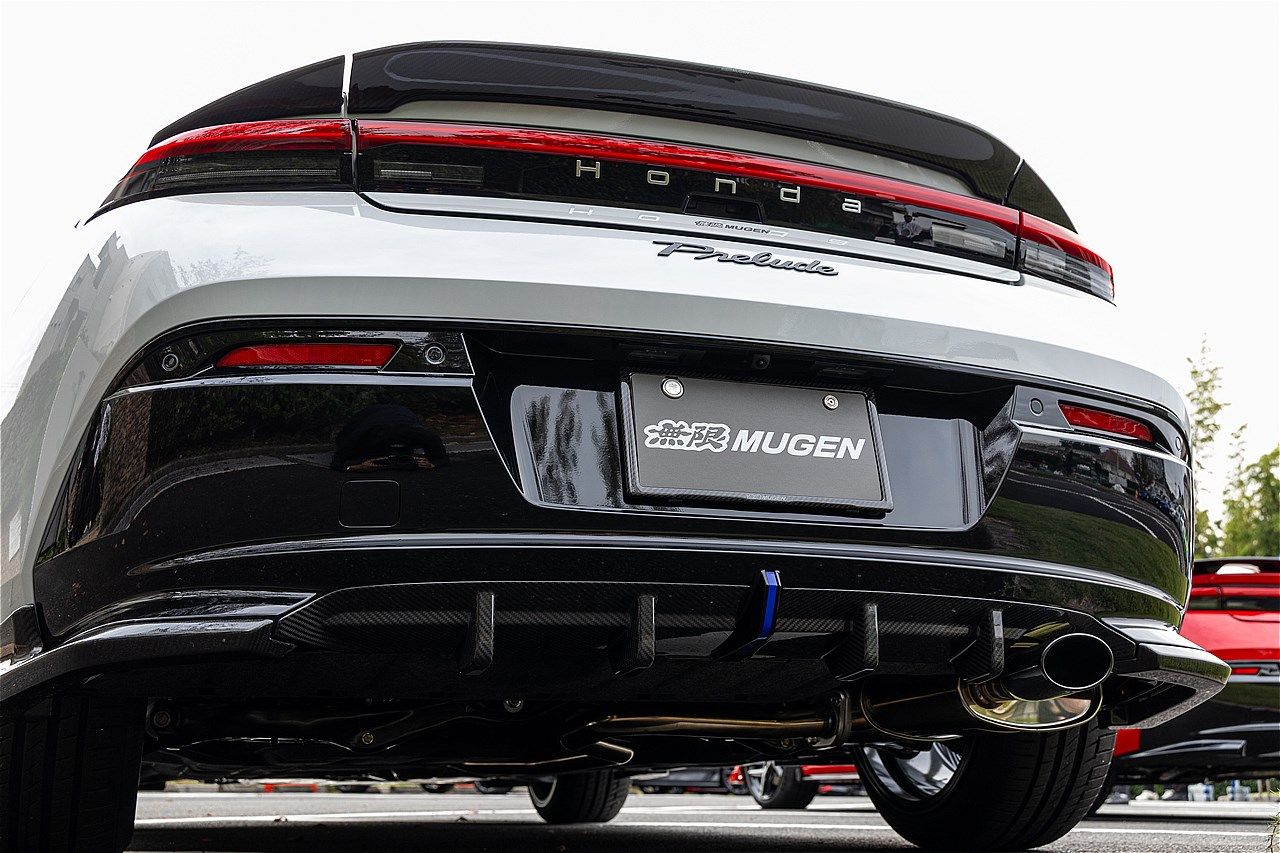 無限のアイテムを装着した新型「プレリュード」（写真：三木 宏章）