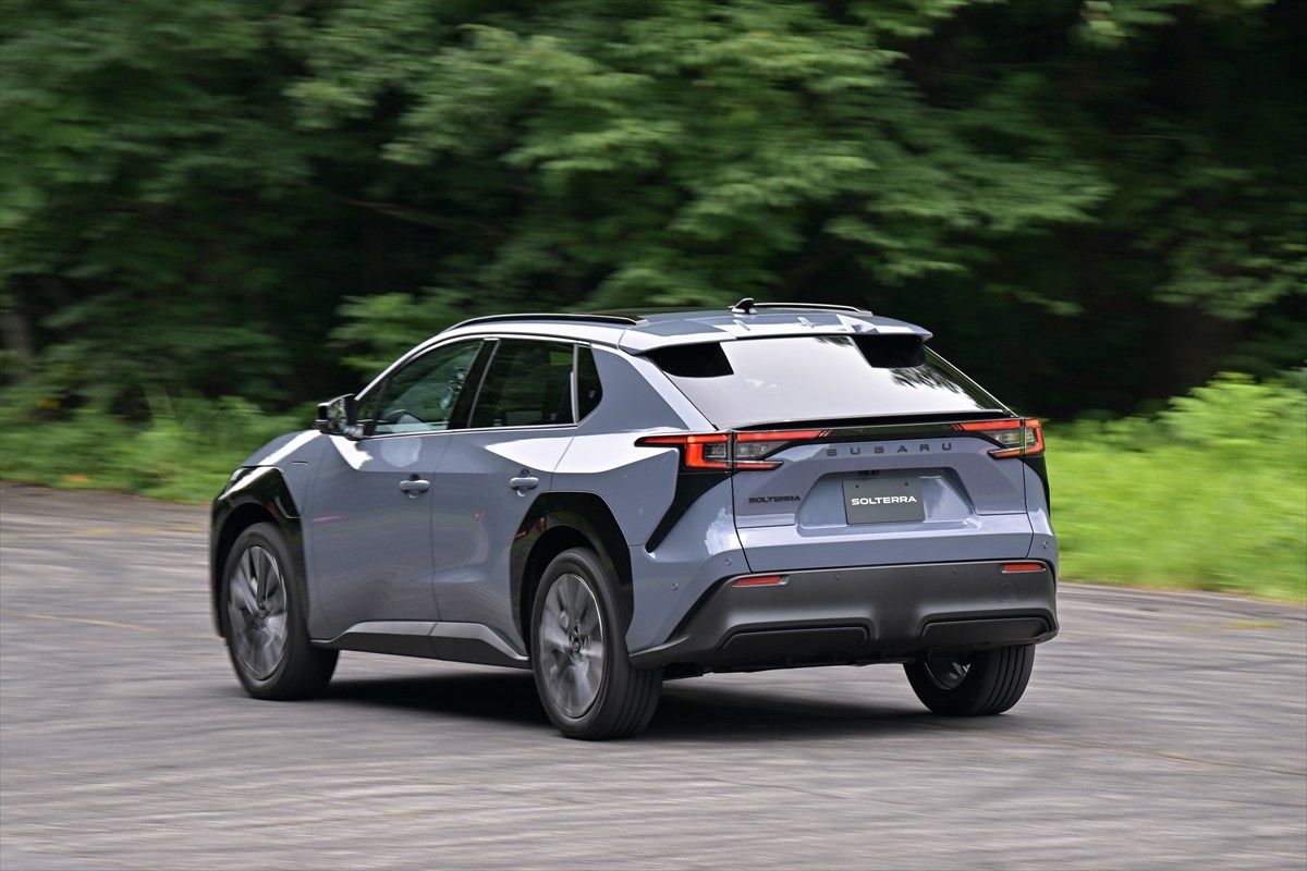 スバル ソルテラ改良型（写真：SUBARU）