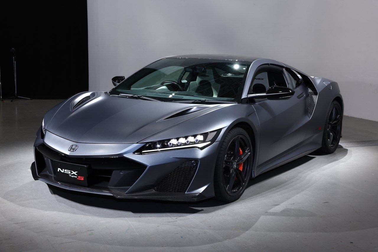 世界限定350台、日本では限定30台で販売されるホンダ「NSX タイプS」（撮影：尾形文繁）