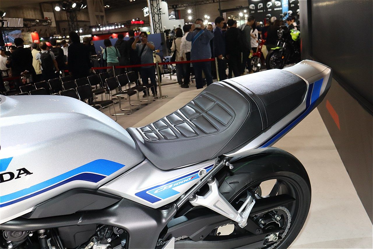第52回 東京モーターサイクルショーに展示されたホンダ「CB1000Fコンセプト」(筆者撮影）