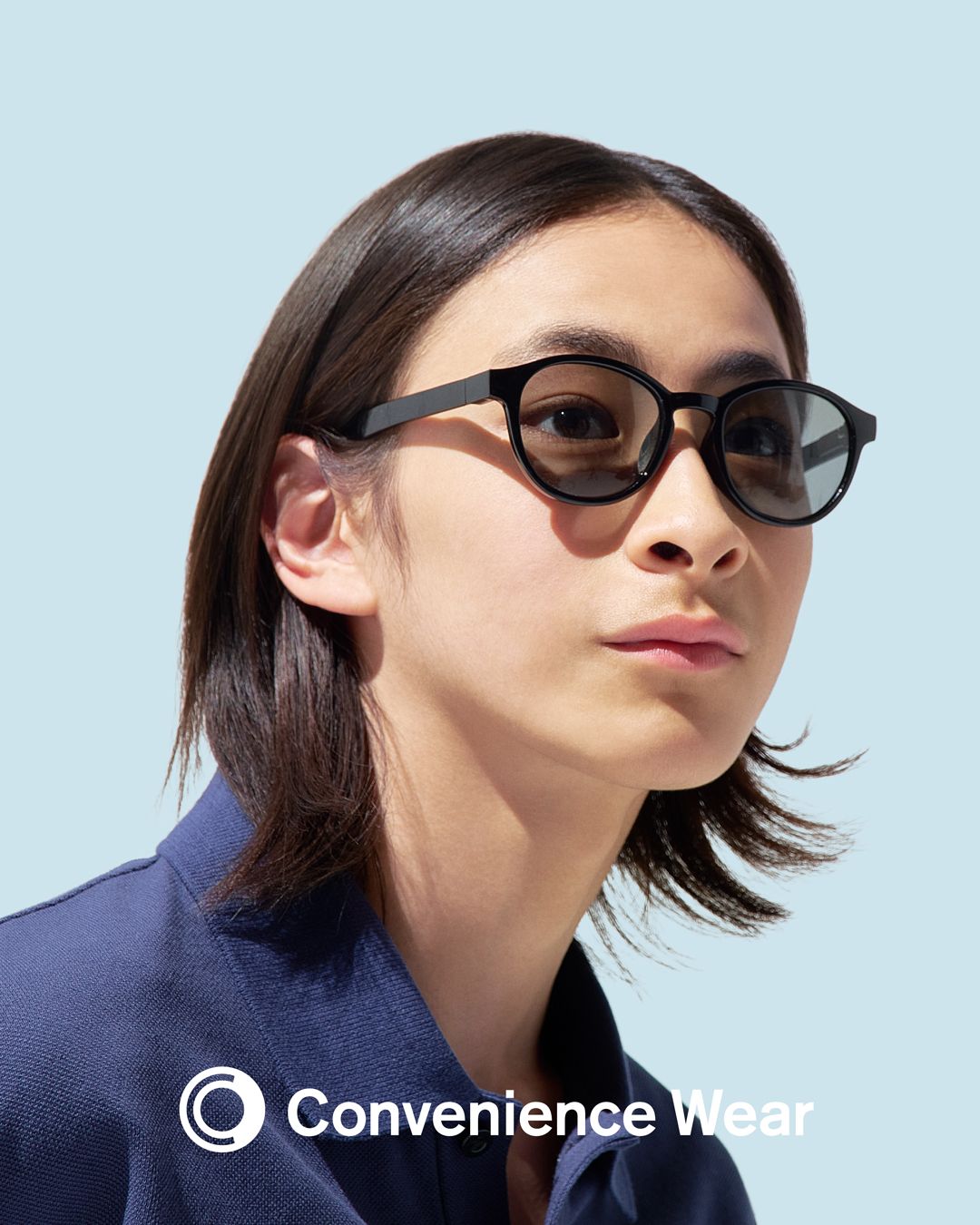 驚異的な売上を見せた『コンビニサングラス』。2000円代ながらスタイリッシュで“安見え”しないデザイン（写真／ファミリーマート）