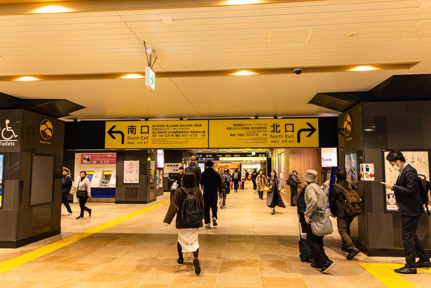 東武鉄道　和光市駅　コンコース