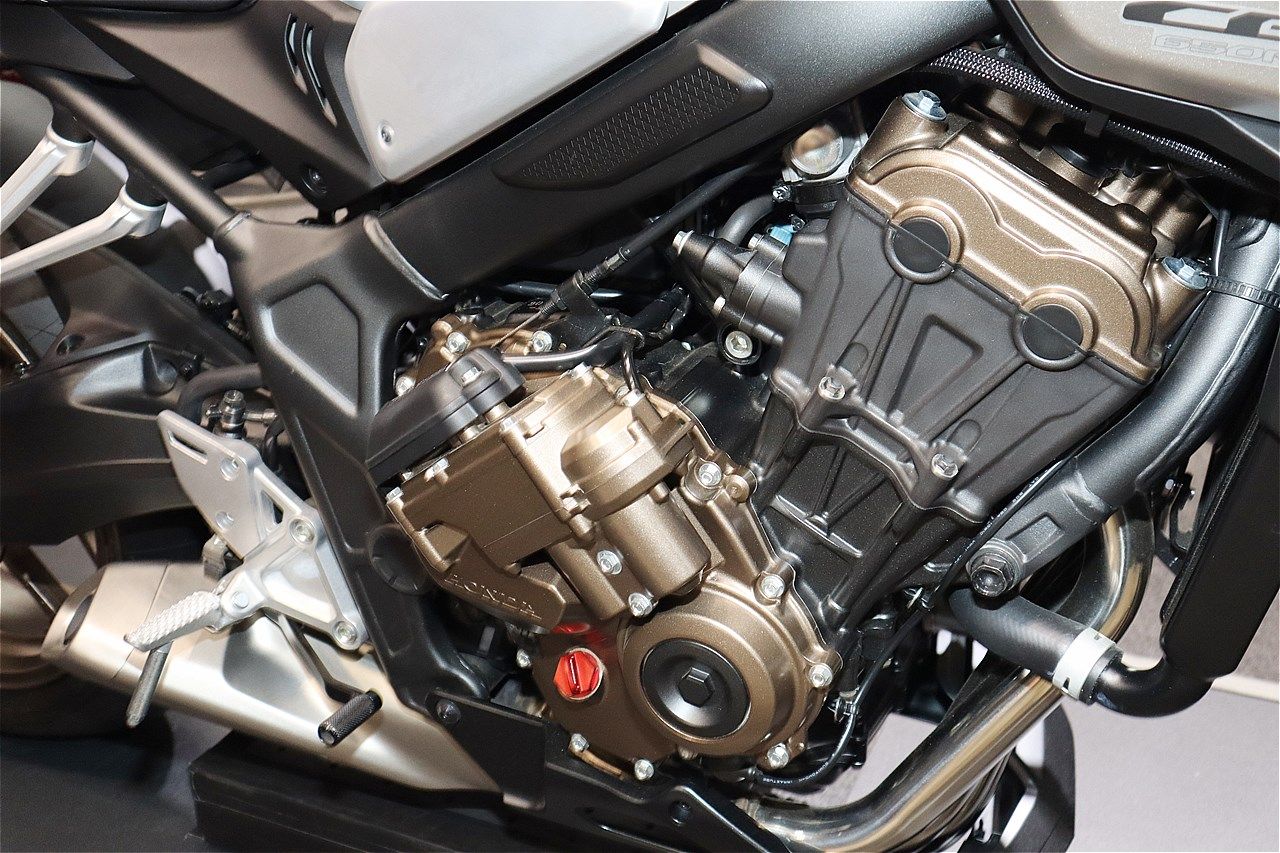 ホンダ「CB650R Eクラッチ」（筆者撮影）