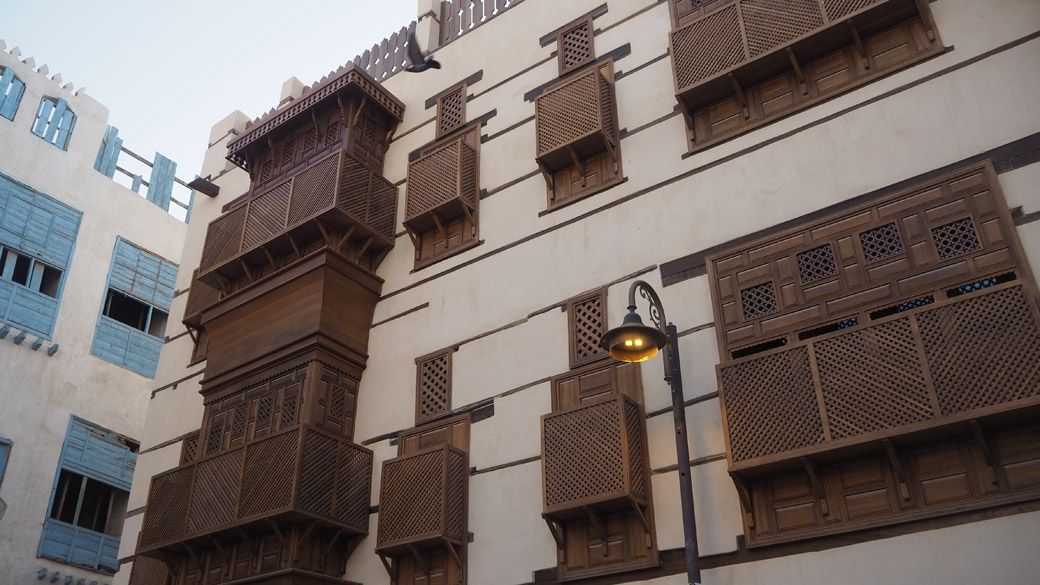 ジェッダ旧市街の伝統的な建築（筆者撮影）
