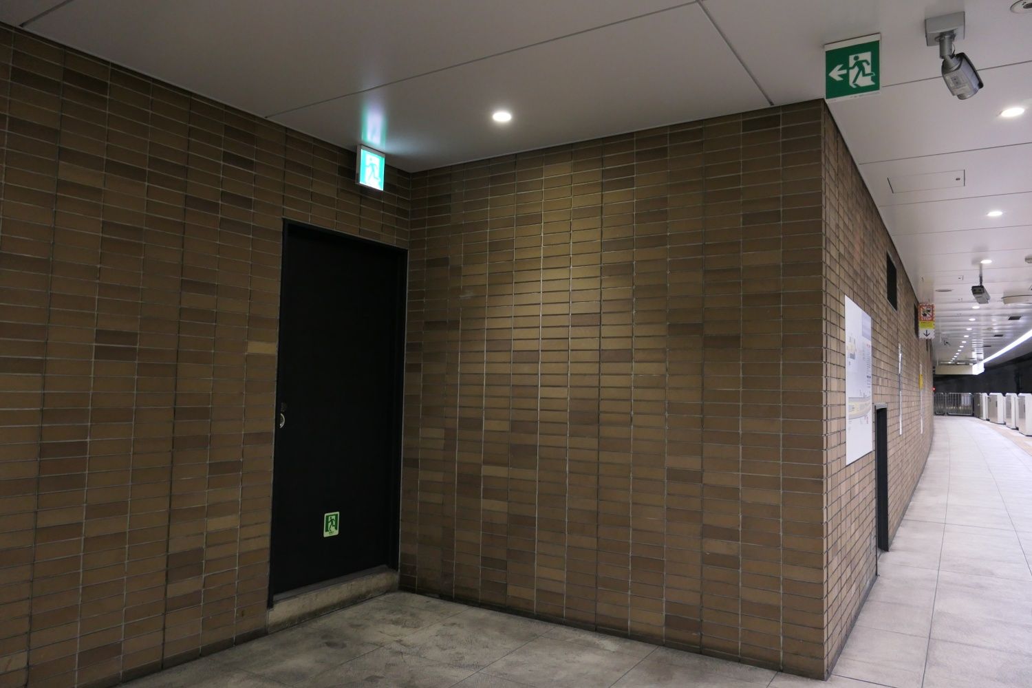 世田谷代田駅　ホーム