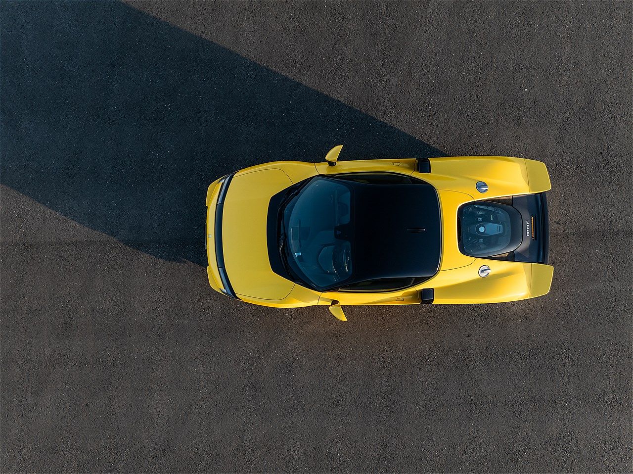 フェラーリの新型車「849テスタロッサ」（写真：Ferrari Japan）