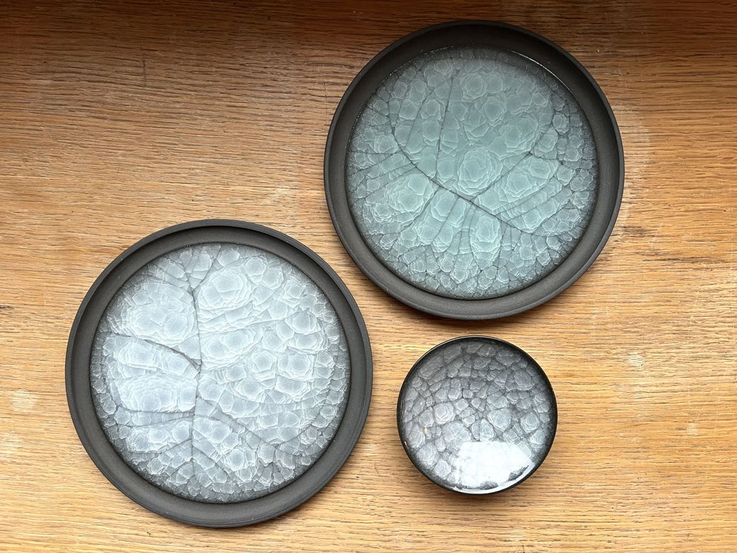 小田原在住の日本人陶芸家の作品（筆者撮影）