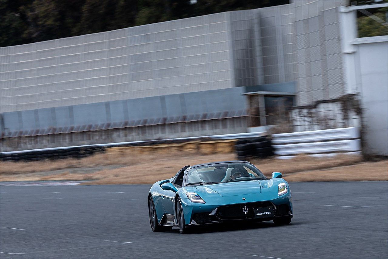 マセラティの新型「MCプーラ」（写真：三木 宏章）