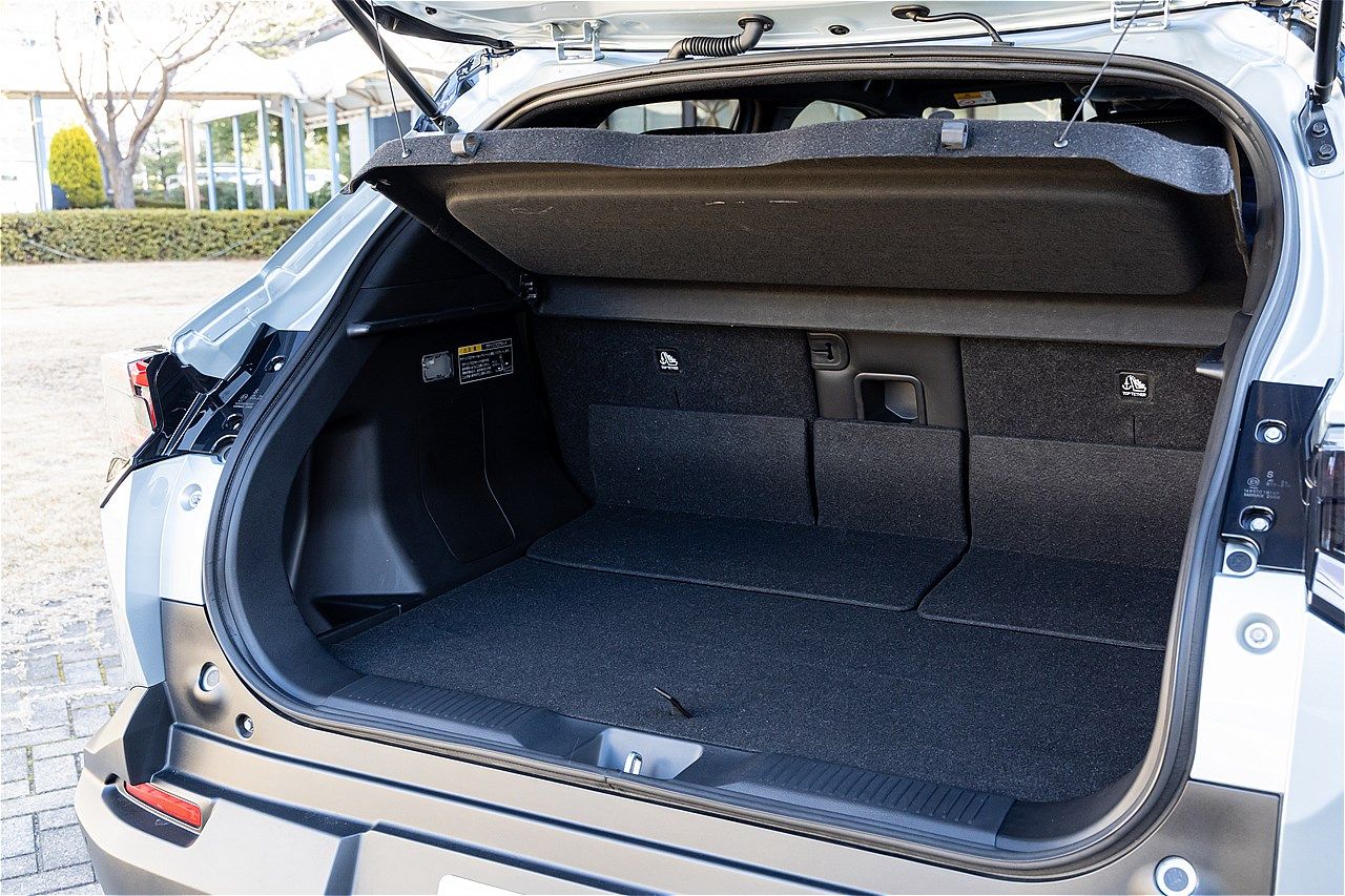 スズキの新型BEV「eビターラ」（写真：三木 宏章）