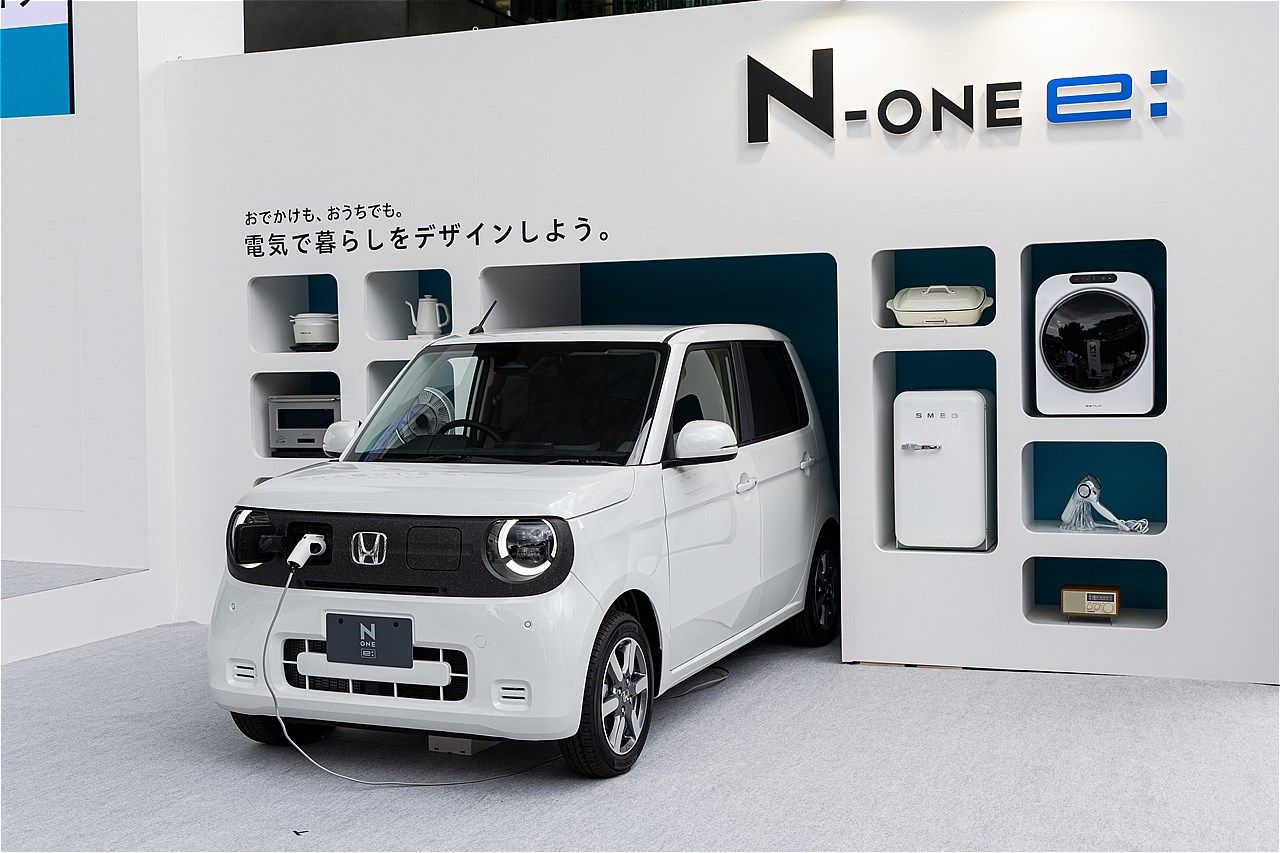 ホンダの新型軽乗用EV「N-ONE e:」（写真：三木 宏章）