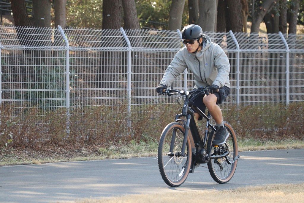 ヤマハの新型スポーツ電動アシスト自転車「クロスコアRV」（写真：筆者撮影）
