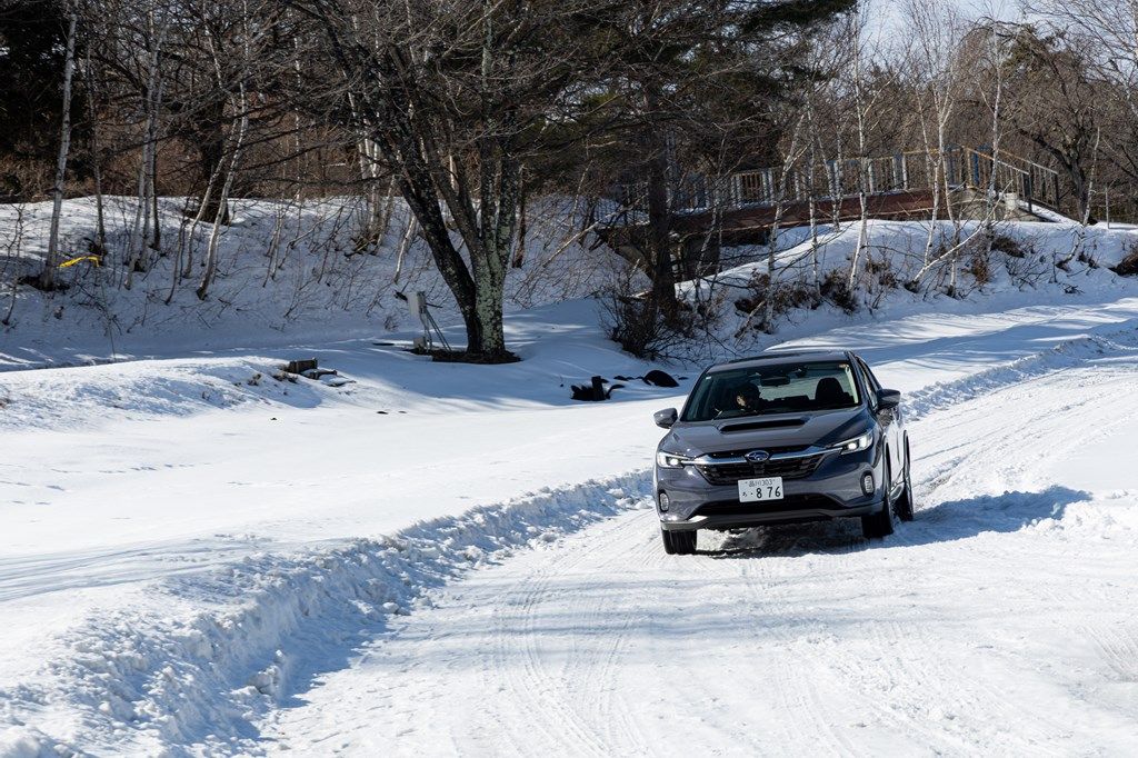 スバル「レヴォーグ レイバック」のディテール（写真：三木 宏章）