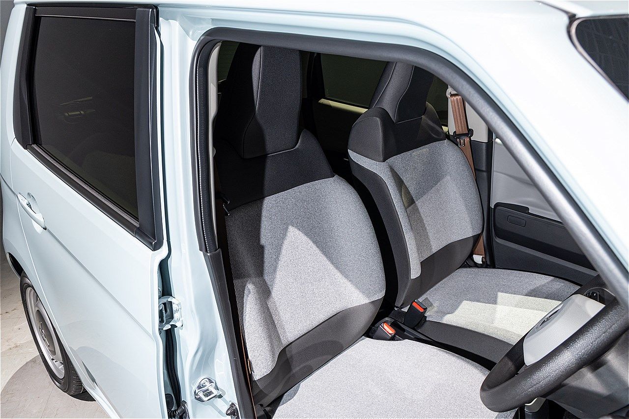 ホンダの新型軽自動車EV「N-ONE e:」（写真：三木 宏章）
