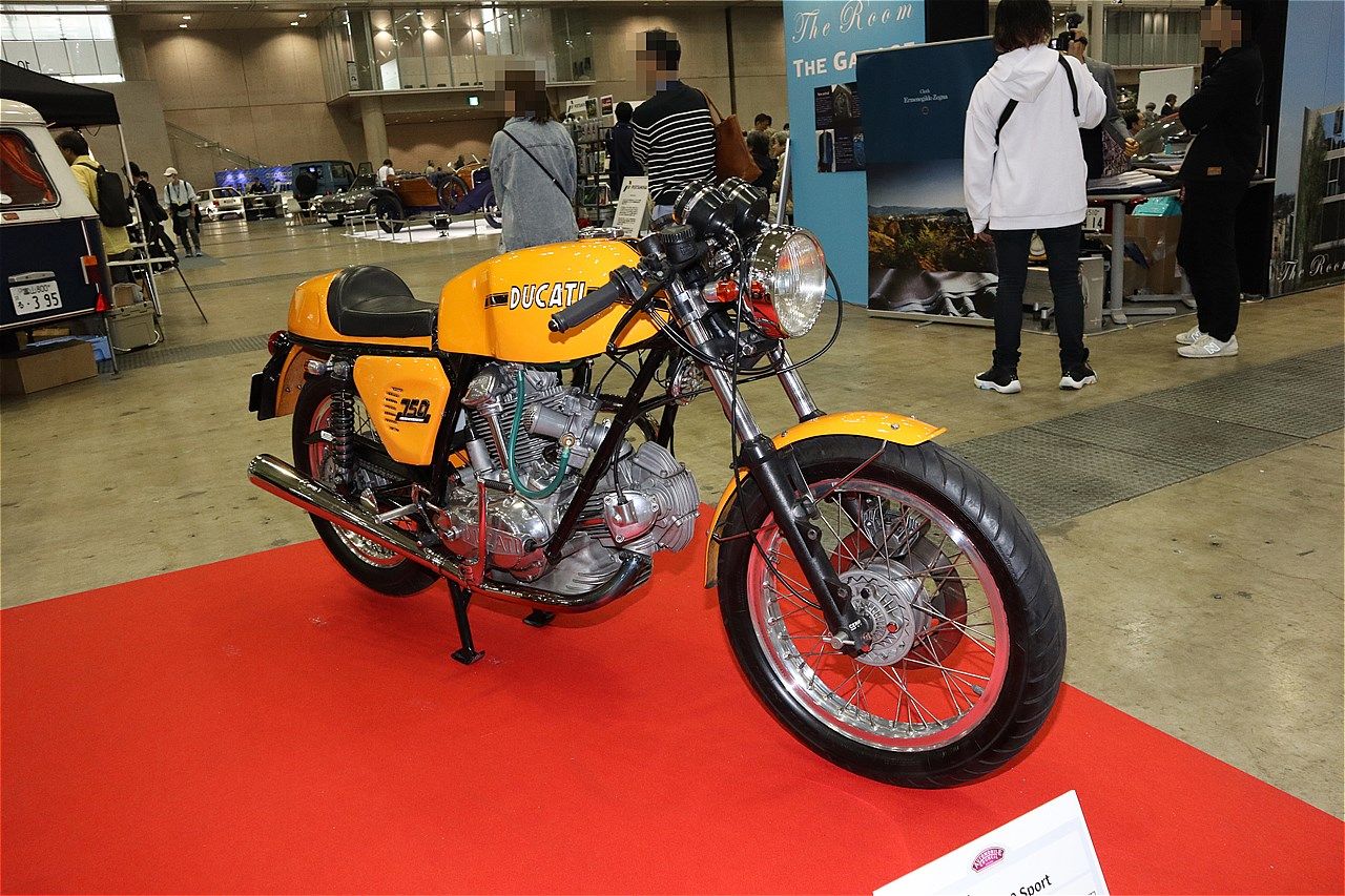 ドゥカティの1974年式「750スポーツ」（筆者撮影）