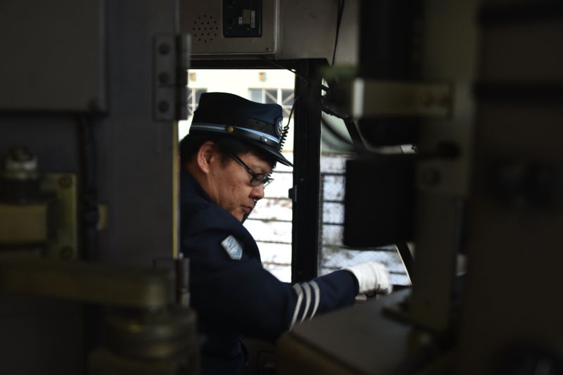 JR貨物の長谷川良太運転士（記者撮影）