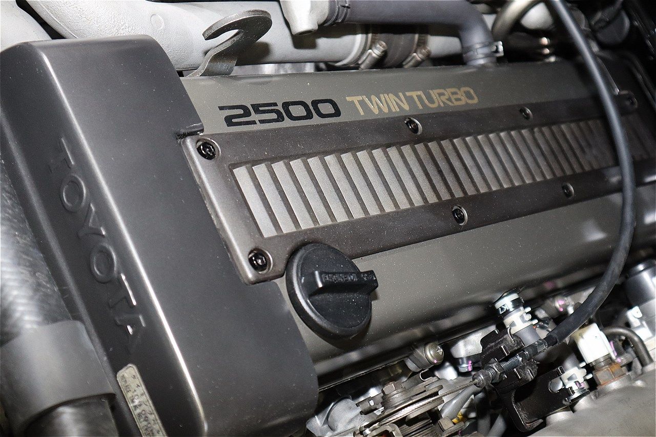 トヨタのA70型「スープラ」（筆者撮影）