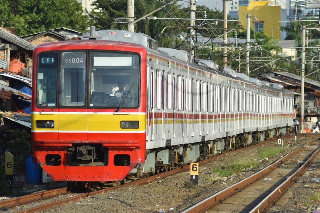 元東京メトロ05系のチョッパ制御車両。写真の104編成は既に運用離脱しているが、今後、機器更新対象になるのかどうか注目される（筆者撮影）