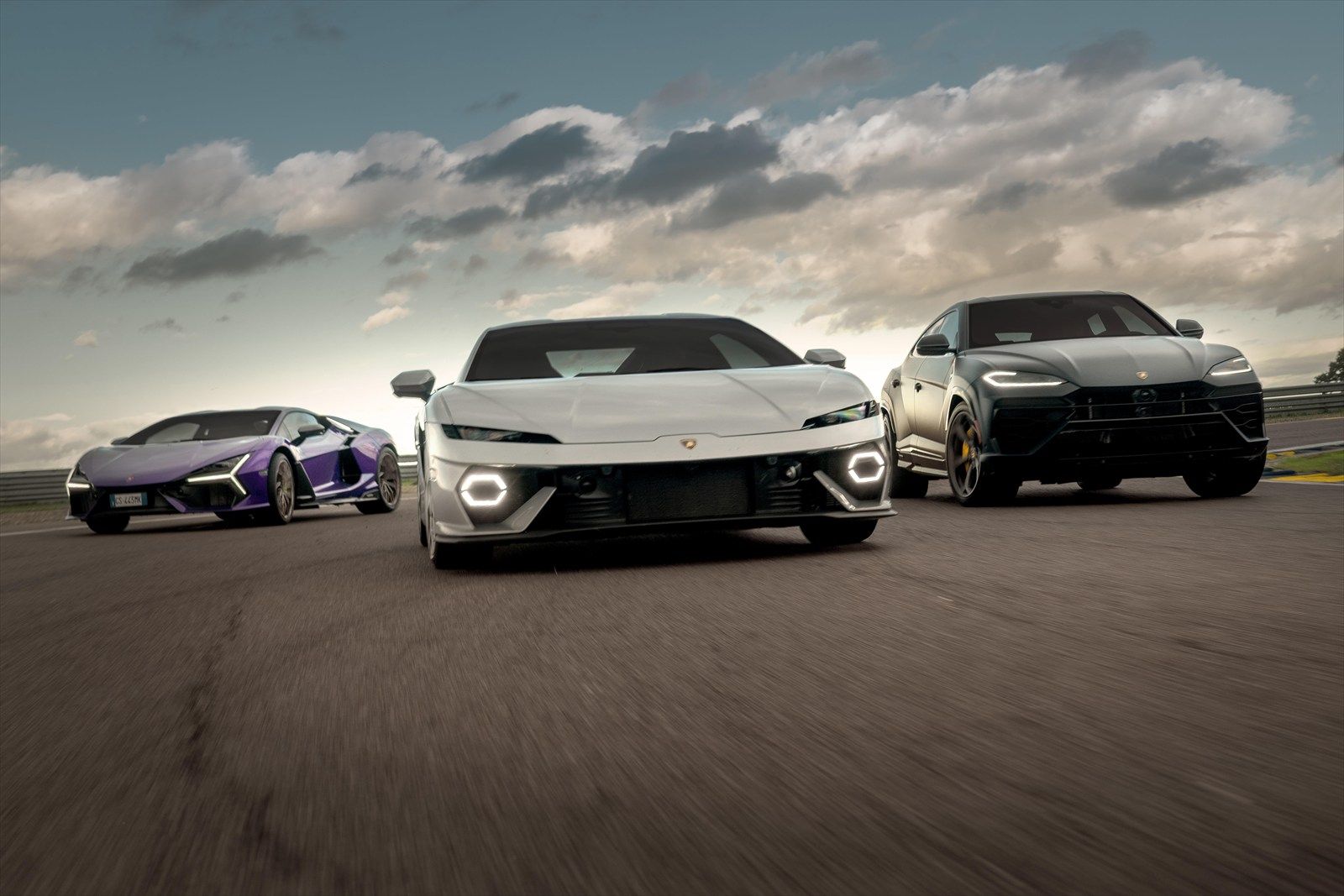 写真：Automobili Lamborghini