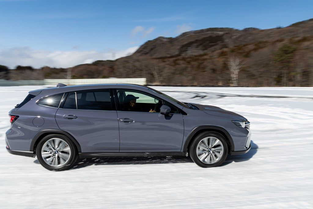 スバル「レヴォーグ レイバック」のディテール（写真：三木 宏章）