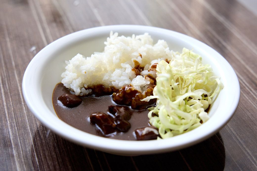 名物アパカレー（写真：筆者撮影）