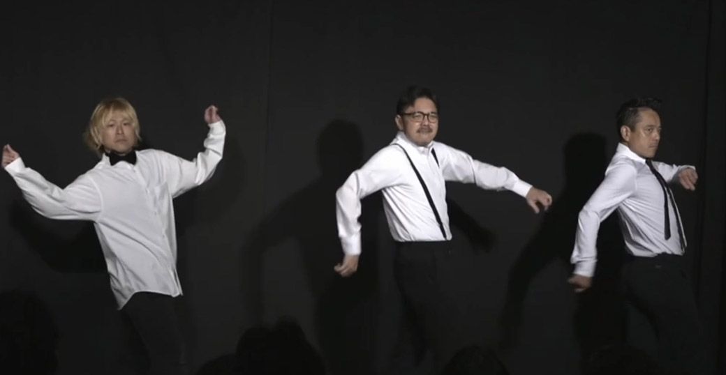 2025年11月、ゲストに世界的パフォーマーGABEZ(左:hitoshi、右:MASA)を迎えての独演会(写真:ベンビー提供)
