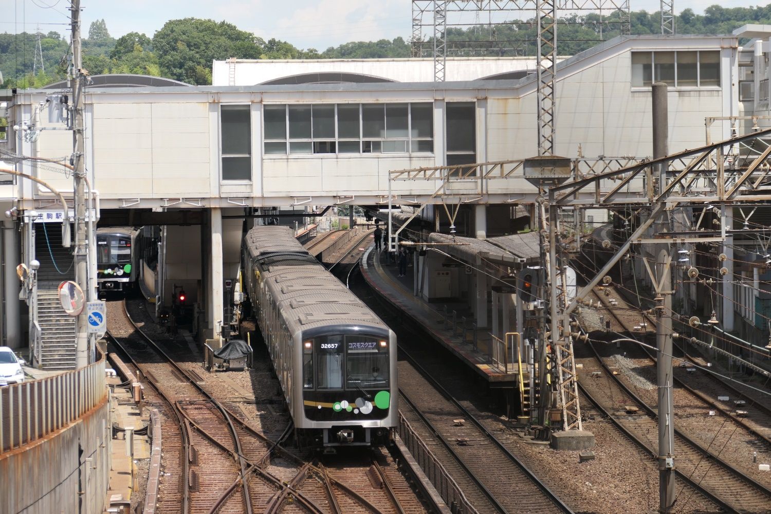 けいはんな線の大阪メトロ車両（記者撮影）