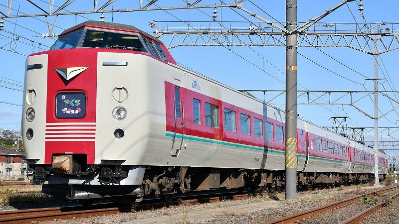 Jr西日本381系 やくも 国鉄形特急最後の輝き 特急 観光列車 東洋経済オンライン 経済ニュースの新基準