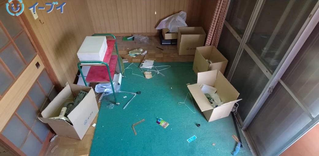 モノ屋敷