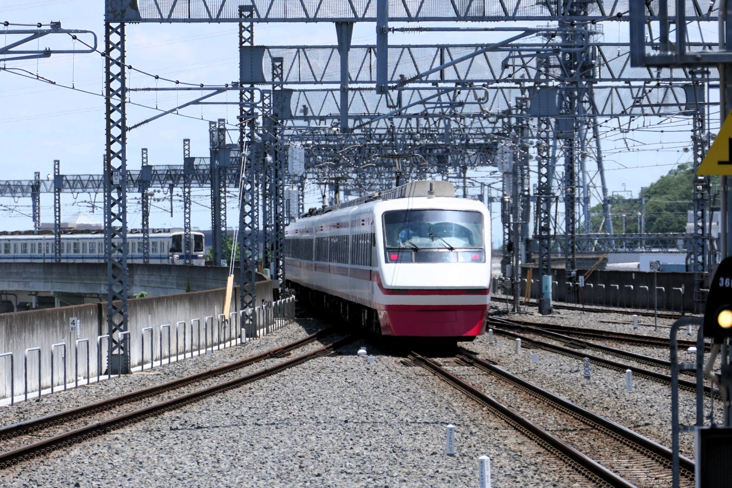 東武鉄道　太田駅　りょうもう