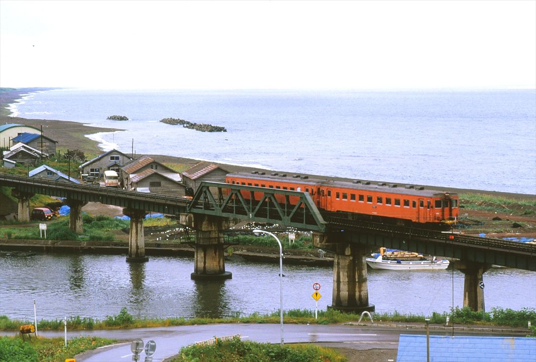 オホーツク海やサロマ湖沿いなどを走った湧網線（撮影：南正時）