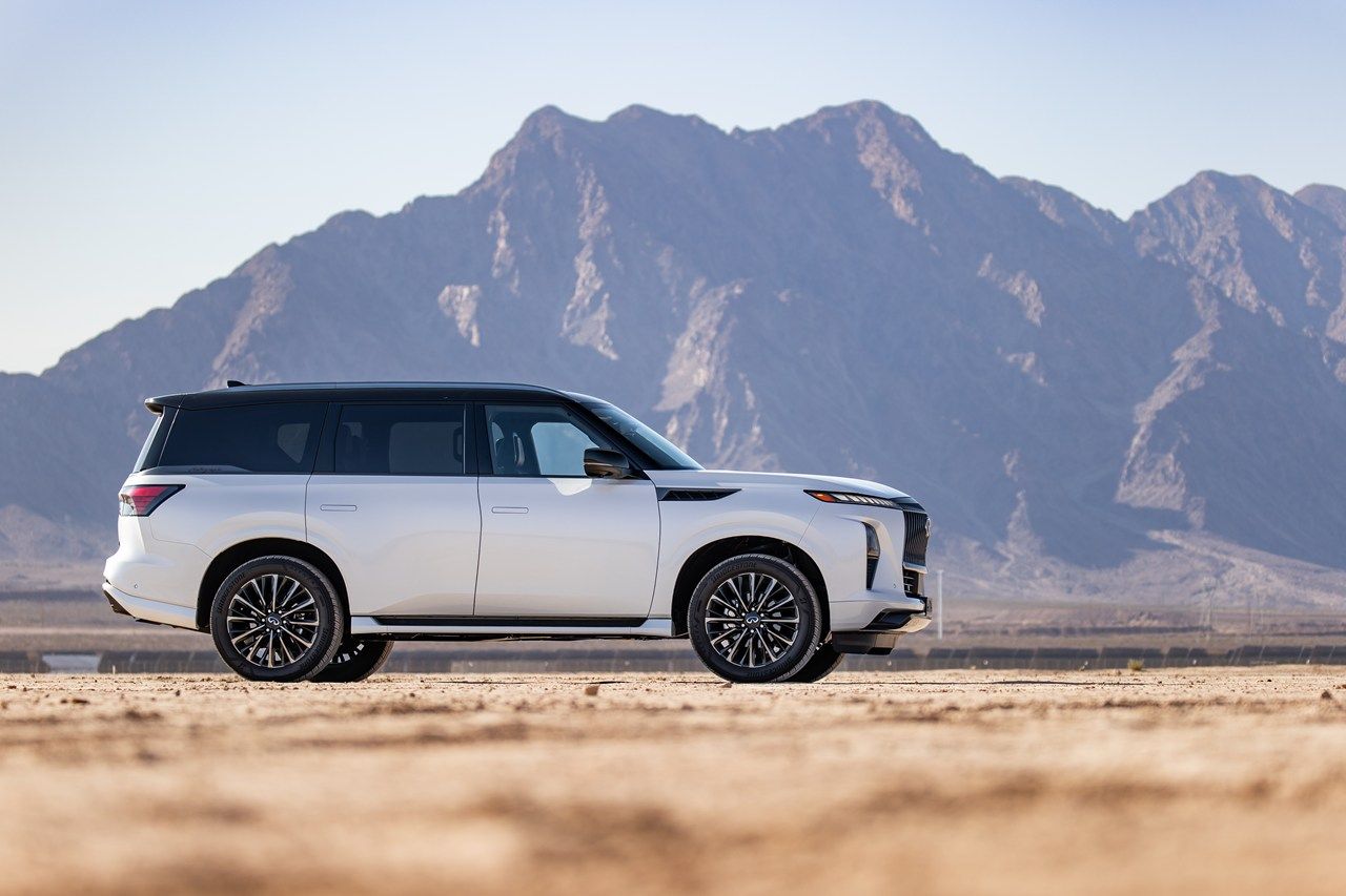 インフィニティのフラッグシップSUV「QX80」（写真：平野 陽）