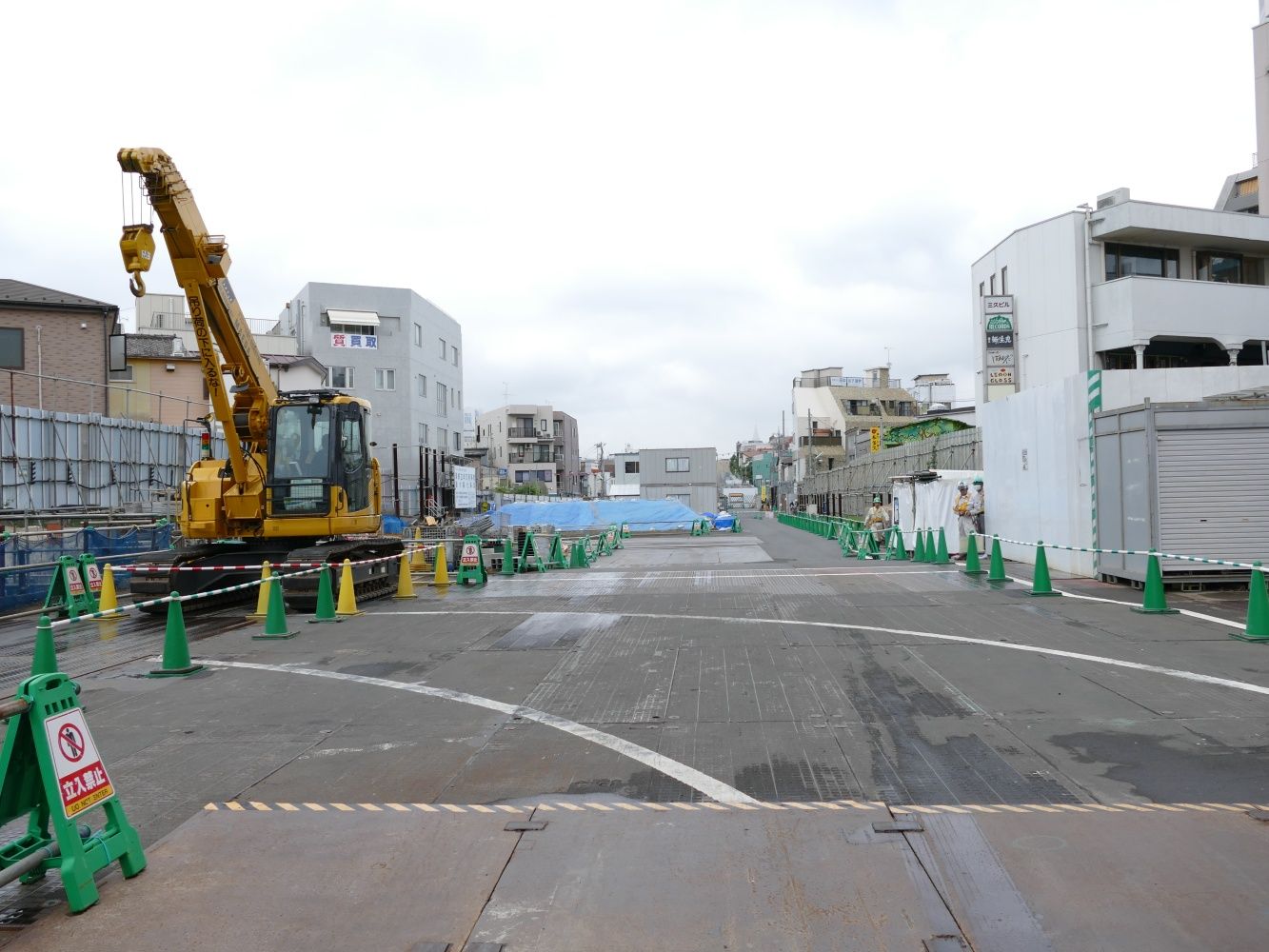 工事中の下北沢駅周辺＝2016年6月（記者撮影）