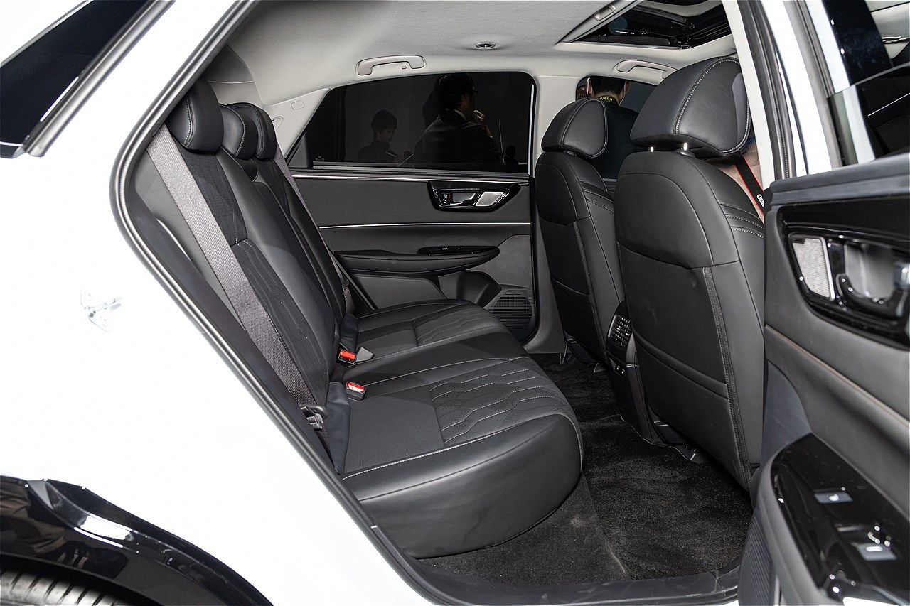 ホンダが2026年春発売を予定している新型BEV「インサイト」（写真：三木 宏章）